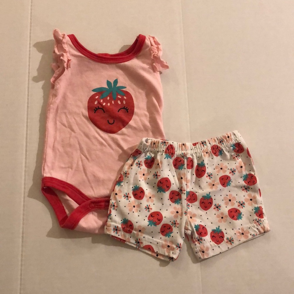 Cutie Pie strawberry themed two piece set. Tank top and and shorts 0-3m